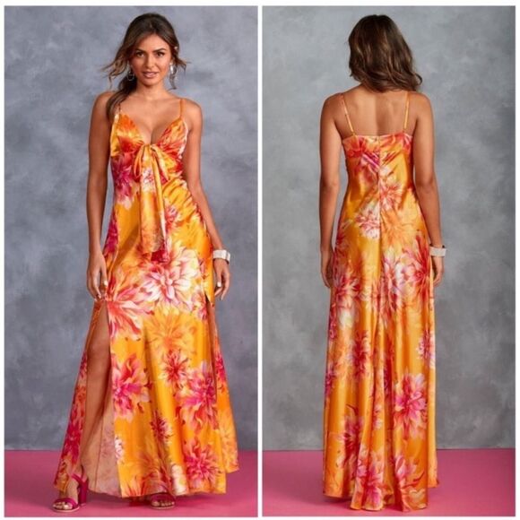 Boston Proper Dresses & Skirts - Boston Proper La Dolce Vita Floral Charmeuse Maxi Dress Size 4